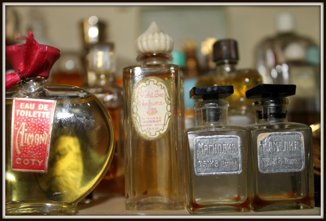 vintage perfume bottles 2